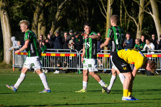 GAIS Matteo de Brienne och Lucas Hedlund jublar och Löddes