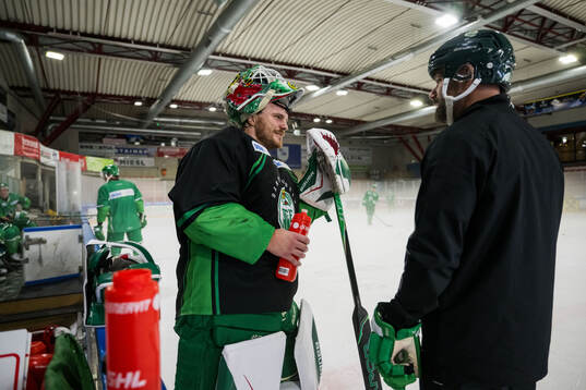 Målvakt Christoffer Rifalk och målvaktstränare Peter