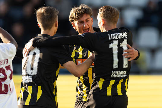 Silas Andersen of Häcken celebrates
