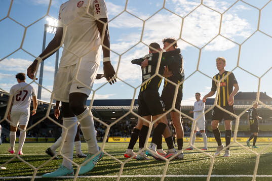 Silas Andersen of Häcken celebrates