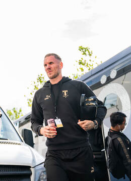 Goalkeeper Robin Olsen of Malmö FF arrives at the stadium