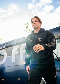 Jens Stryger Larsen of Malmö FF arrives at the stadium
