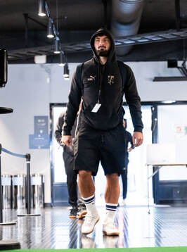 Sead Haksabanovic of Malmö FF arrives at the stadium