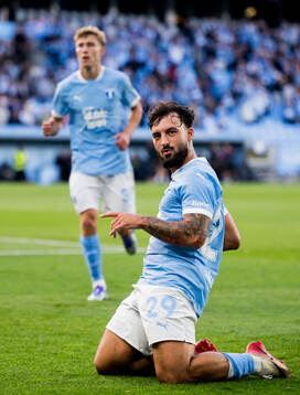 Sead Haksabanovic of Malmö FF celebrates