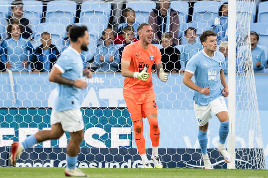 Goalkeeper Robin Olsen of Malmö FF