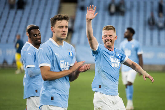 Anders Christiansen of Malmö FF celebrates