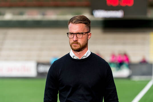 Växjö DFFs huvudtränare Olof Unogård