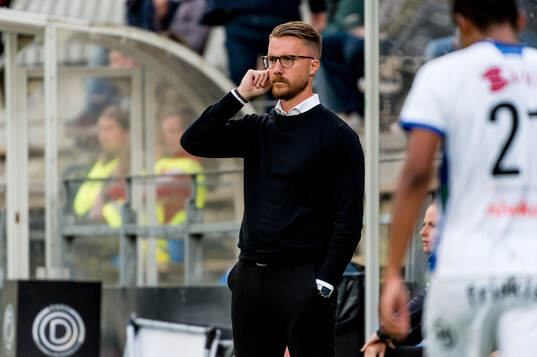 Växjö DFFs tränare Olof Unogård