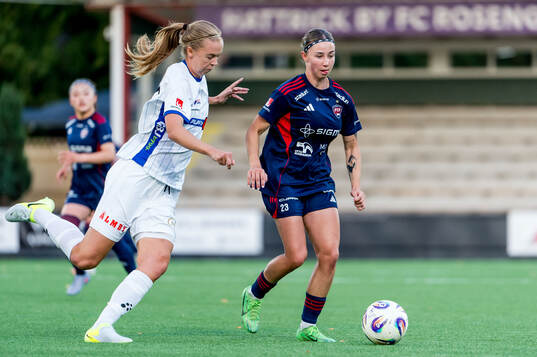 Växjö DFFs Elin Nilsson och Rosengårds Anastasiya