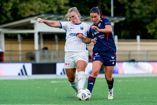 Växjö DFFs Lovisa Gustafsson och Rosengårds Emilia