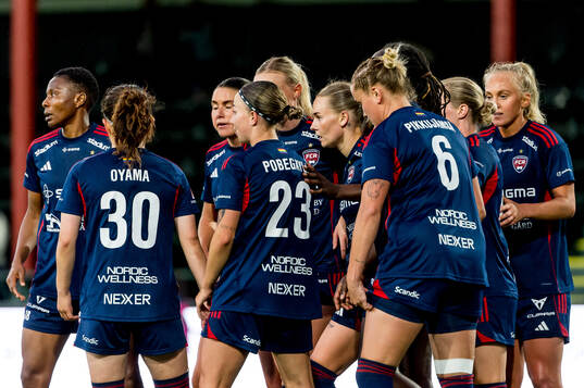 Rosengårds Emma Jansson jublar