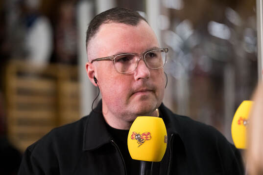 Johan Svensson i Expressens studio