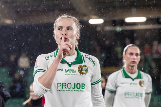 Hammarbys Julie Blakstad jublar