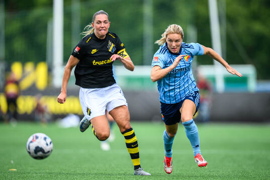 AIKs Jennie Nordin och Djurgårdens Mimmi Larsson