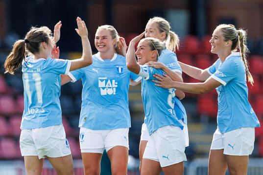 Malmö FFs Mia Persson jublar
