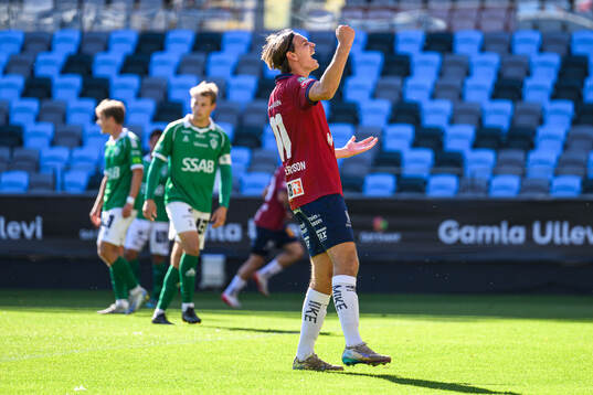 Örgrytes Noah Christoffersson jublar