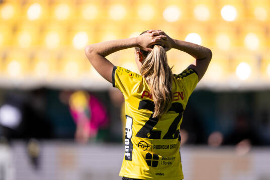 Elfsborgs Mollie Josefsson deppar