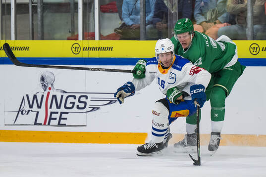 Zugs Raphael Diaz och Rögles Fredrik Olofsson