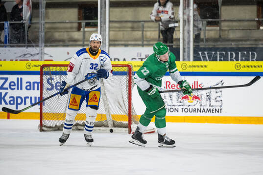 Zugs Lukas Bengtsson deppar och Rögles Fredrik Olofsson