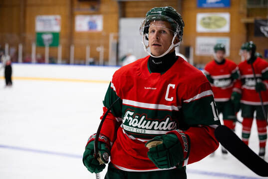 Frölundas Max Friberg jublar