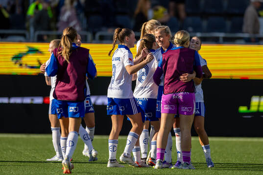 IFK Norrköpings spelare jublar