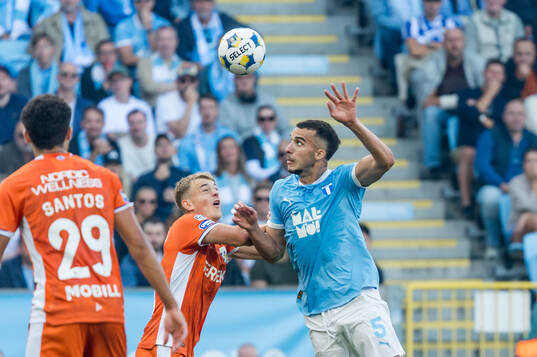 IFK Göteborgs David Kruse och Malmö FFs Andrej Djuric
