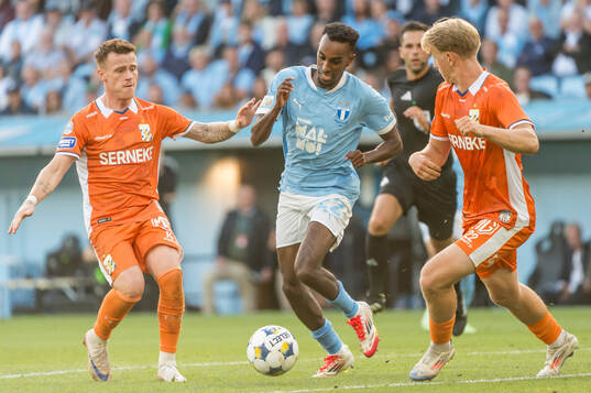 Malmö FFs Taha Ali, IFK Göteborgs Tobias Heintz och Noah