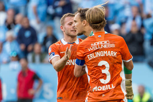 IFK Göteborgs Elis Bishesari jublar
