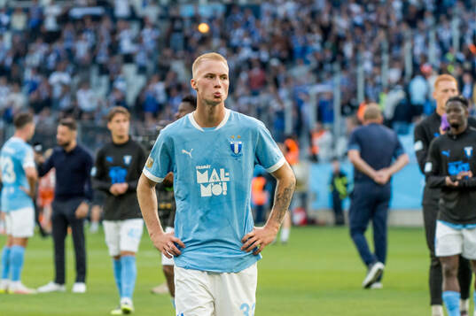 Malmö FFs Daniel Gudjohnsen deppar