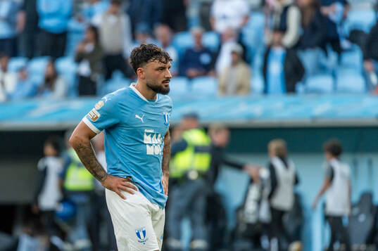 Malmö FFs Sead Haksabanovic deppar