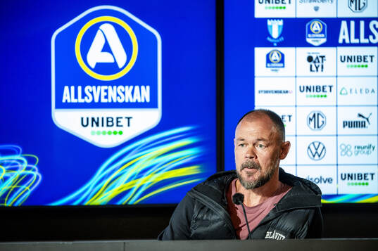 IFK Göteborgs tränare Joachim Björklund på en