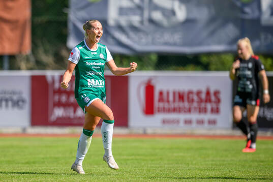 Alingsås Moa Öhman jublar
