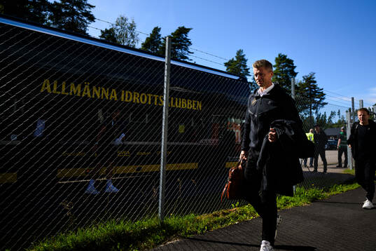 AIK tränare Mikkjal Thomassen