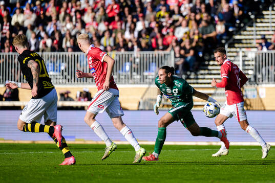 Degerfors målvakt Matvei Igonen