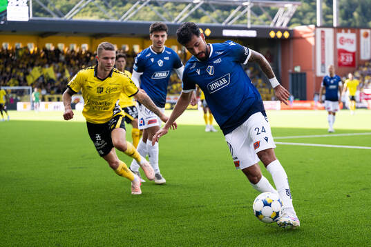 Elfsborgs Julius Magnusson och Halmstads Rami Kaib