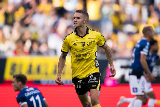 Elfsborgs Julius Magnusson jublar
