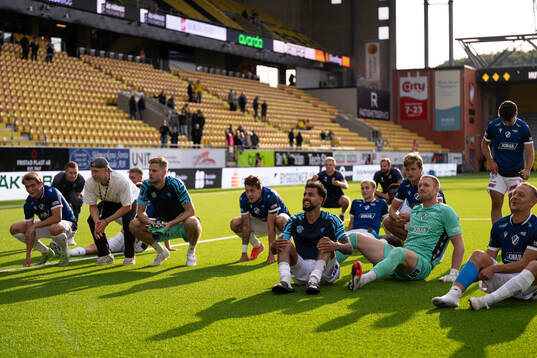Halmstads spelare jublar