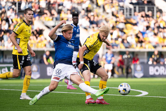 Halmstads Ludvig Arvidsson och Elfsborgs Altti Hellemaa
