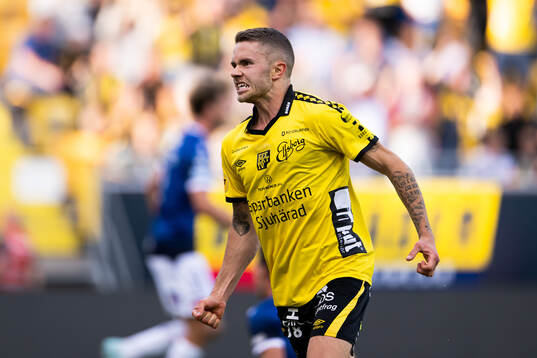 Elfsborgs Julius Magnusson jublar