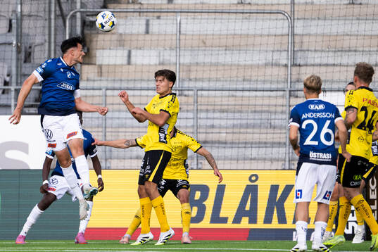 Halmstads Pascal Gregor och Elfsborgs Besfort Zeneli