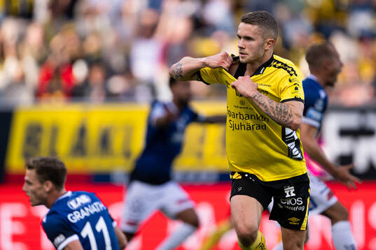 Elfsborgs Julius Magnusson jublar