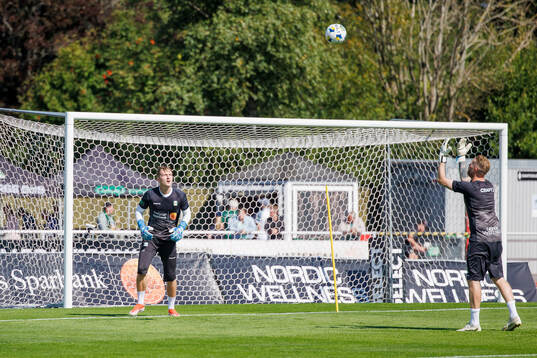 Varbergs målvakt Viktor Dryselius