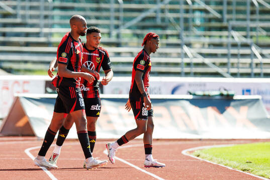 Östersunds Jabir Abdihakim Ali jublar med laget
