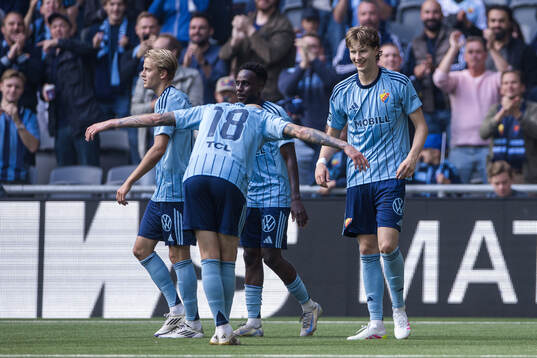 Djurgårdens August Priske Flyger jublar