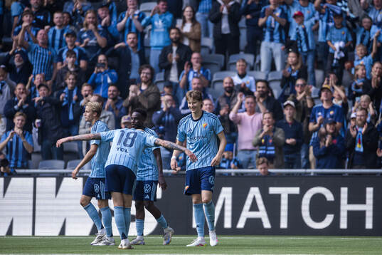 Djurgårdens August Priske Flyger jublar