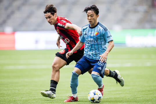 Brommapojkarnas Kevin Ackermann och Djurgårdens Keita