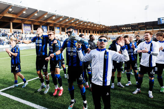 Sirius Isak Bjerkebo jublar