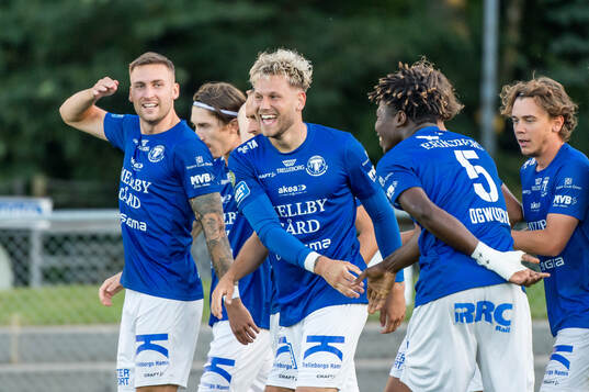 Trelleborgs Zean Peetz Dalugge jublar