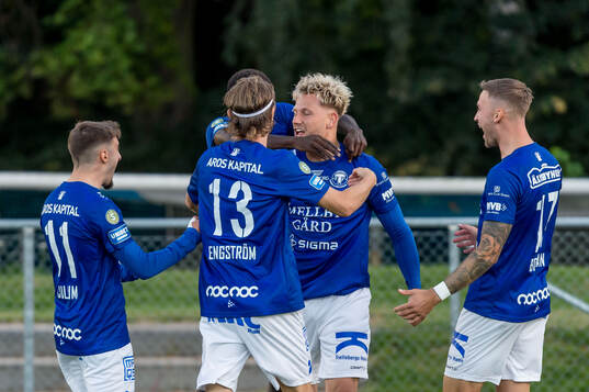 Trelleborgs Zean Peetz Dalugge jublar