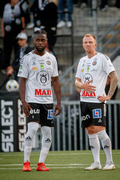 Örebros Joseph Baffoe och Jesper Modig deppar